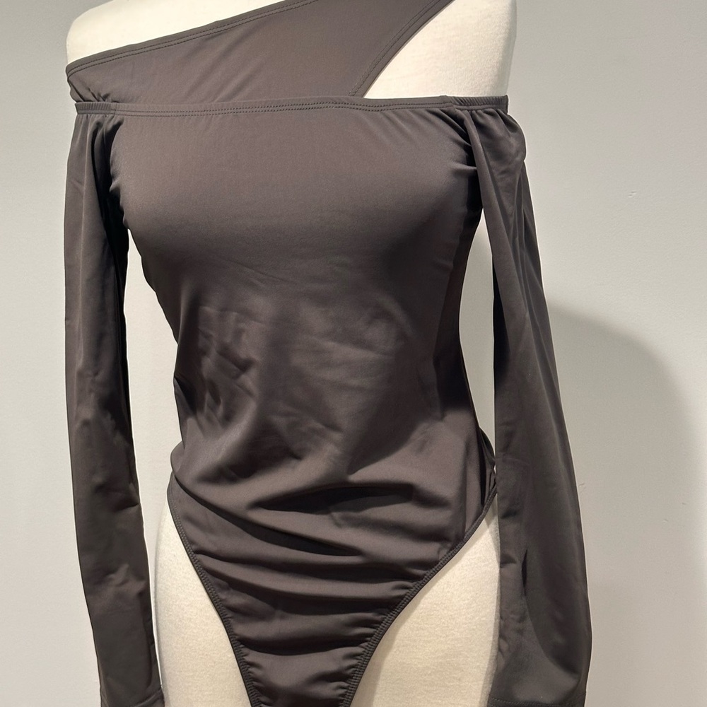 SHEIN Elegant Brown Bodysuit